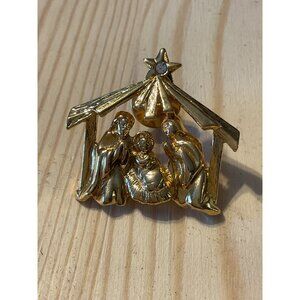 Nativity Scene Gold-Tone Lapel Pin Brooch With Clutch Back